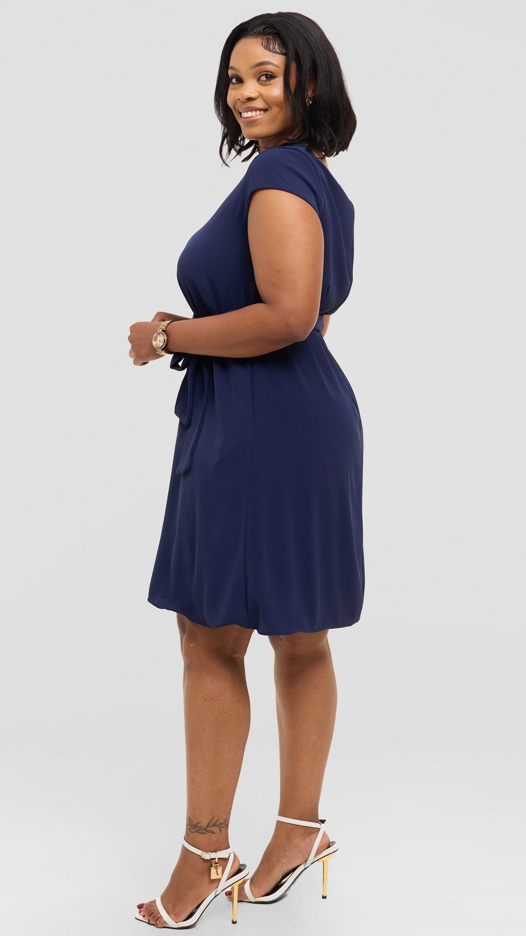 Vivo Basic Cap Sleeve Tent Knee Length Dress in Crepe - Navy