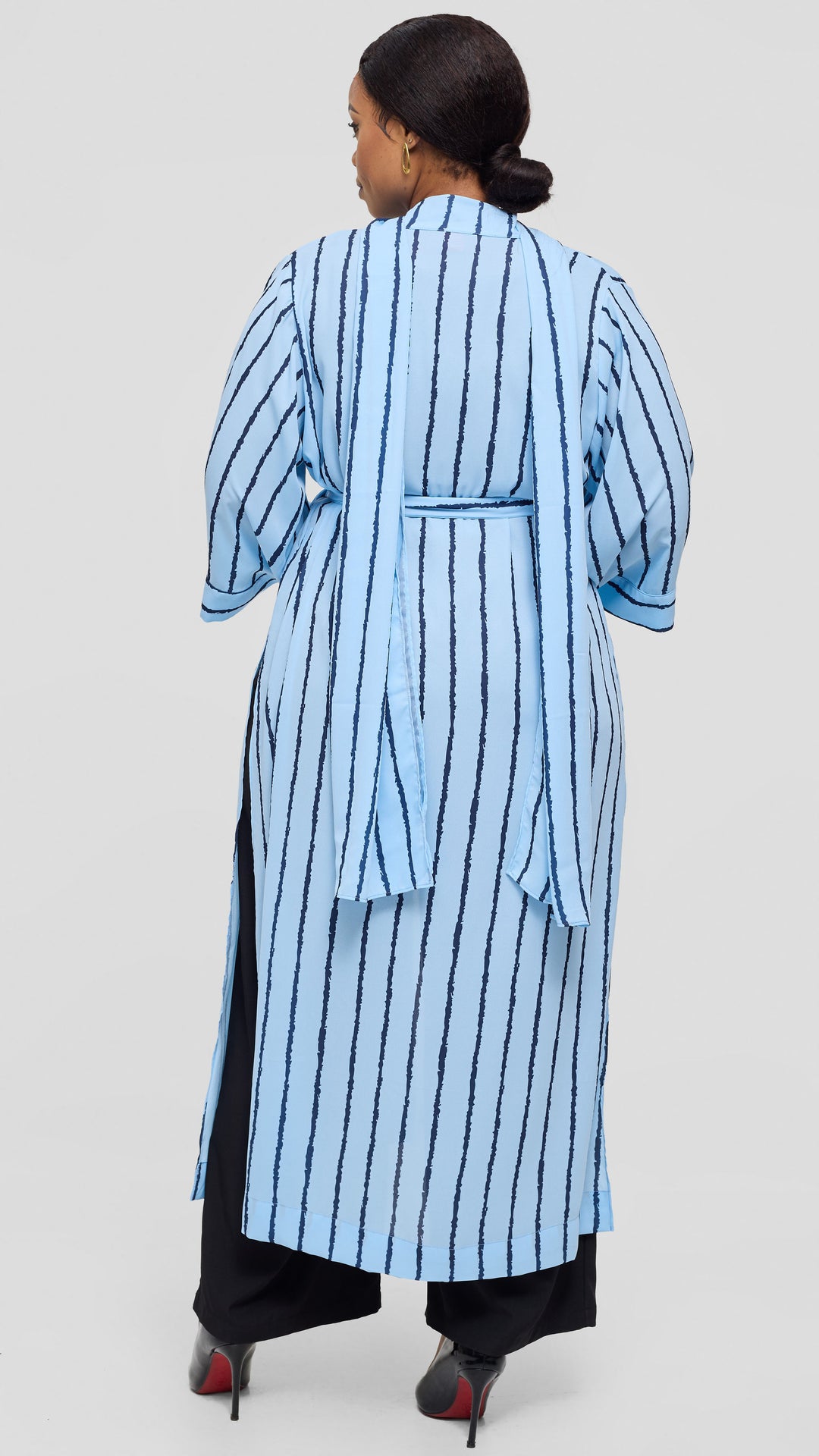 Vivo Maxi Kimono in Chiffon - Light Blue / Black Print