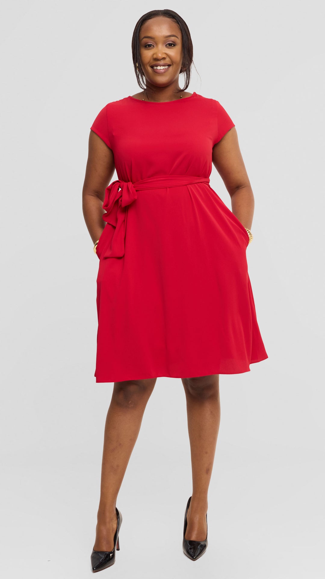 Vivo Basic Cap Sleeve Tent Knee Length Dress in Crepe - Red