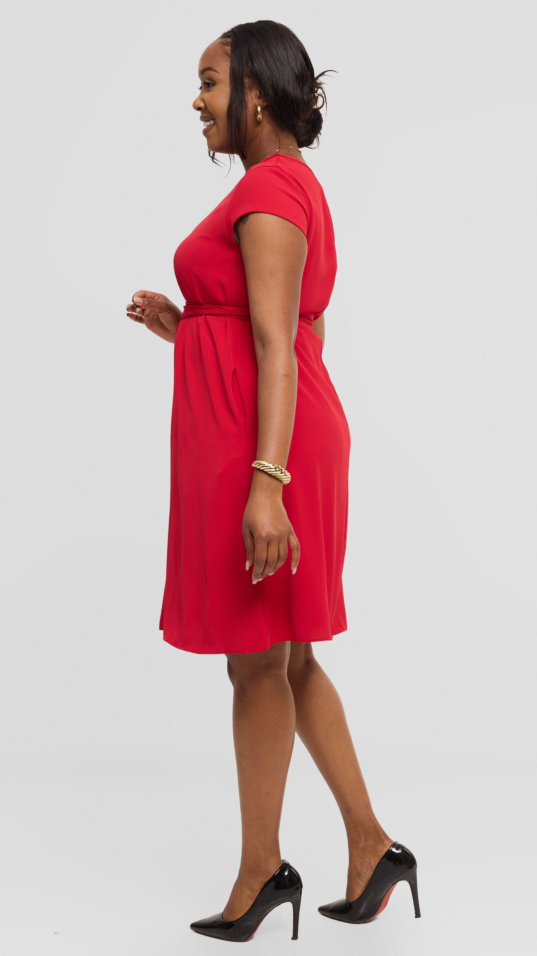 Vivo Basic Cap Sleeve Tent Knee Length Dress in Crepe - Red