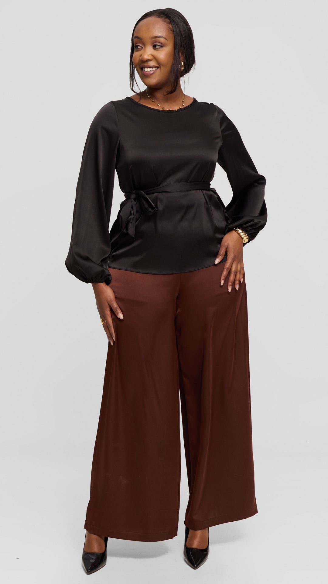 Vivo Basic Bishop Sleeve Top in Satin - Black