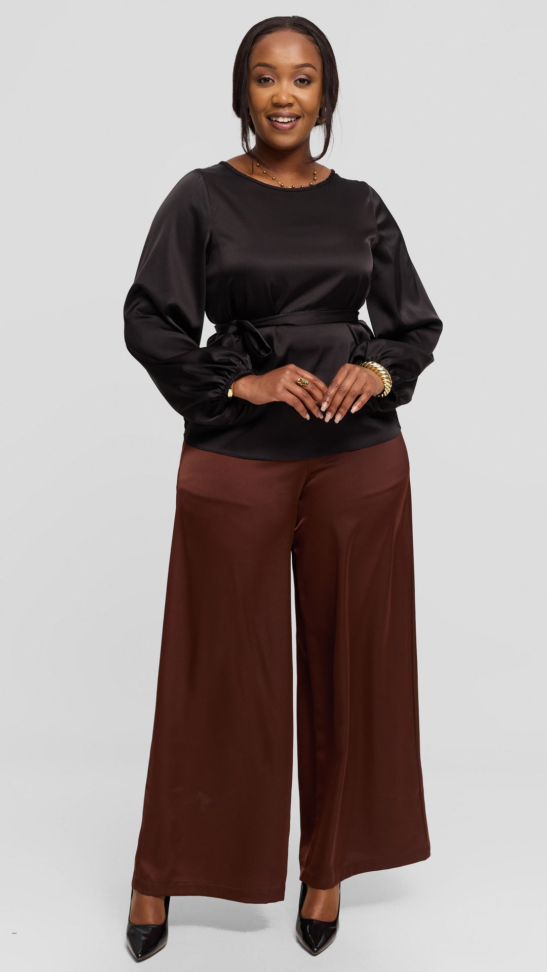 Vivo Basic Bishop Sleeve Top in Satin - Black