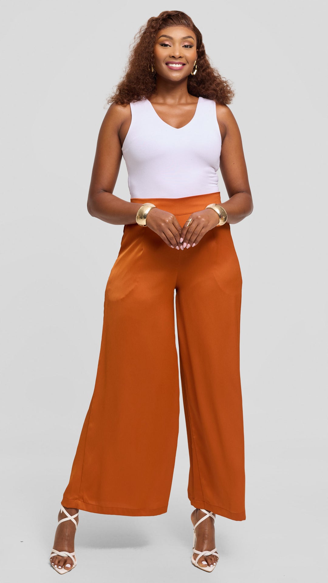 Vivo Wide Leg Pants in Textured Satin - Rust