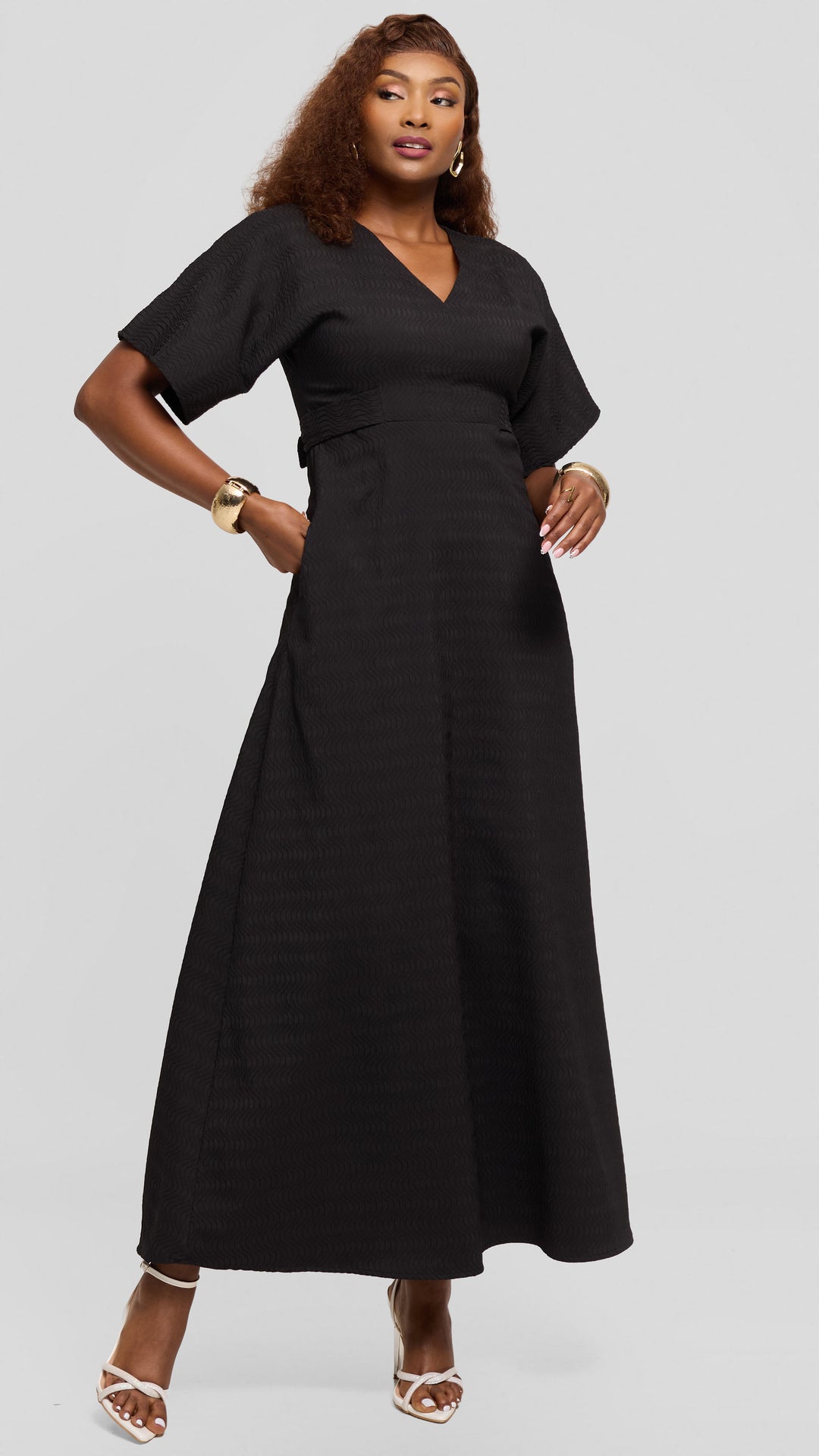 Vivo Tie Waist Kimono Maxi Dress in Textured Crepe - Black