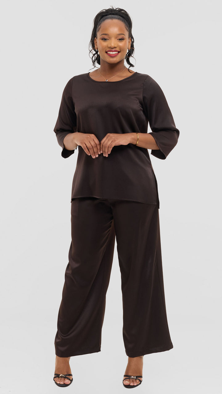 Vivo 3/4 Sleeve Side Slit Top in Satin - Chocolate