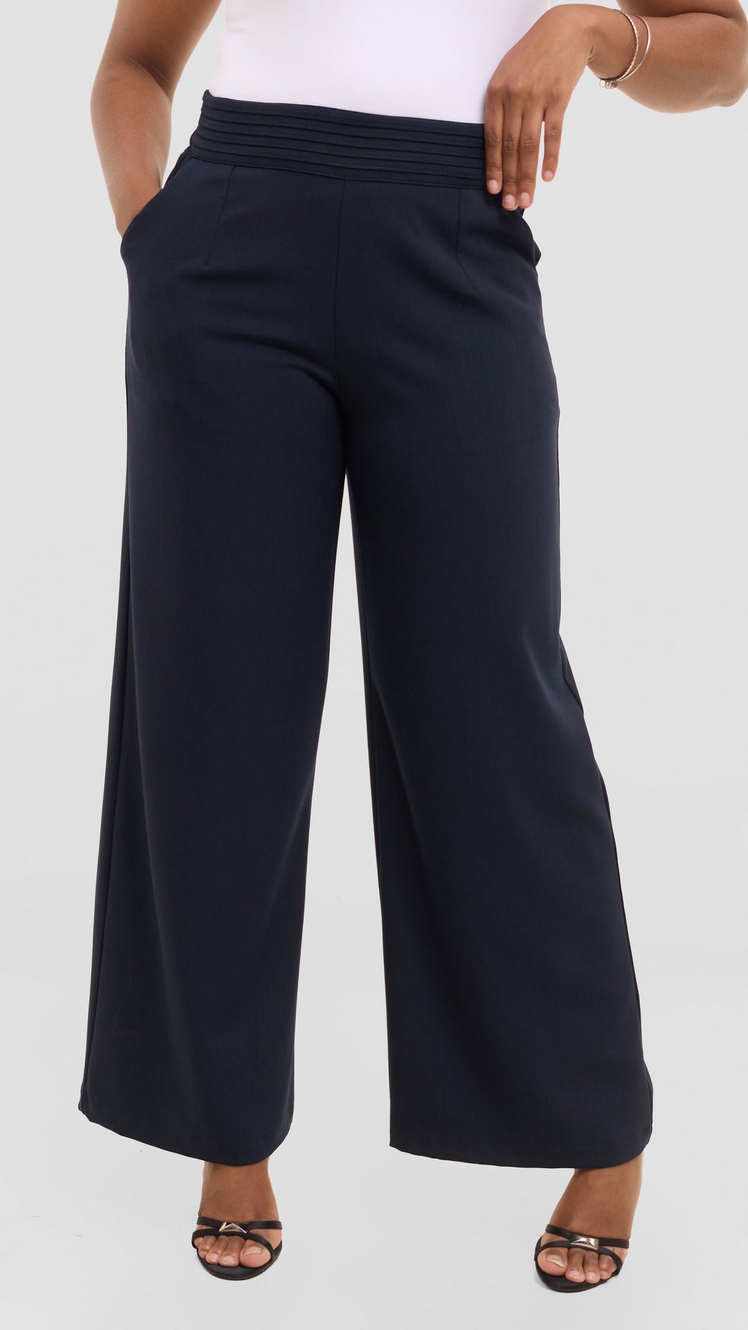 Vivo Pintuck Waist Pants in Crepe - Navy