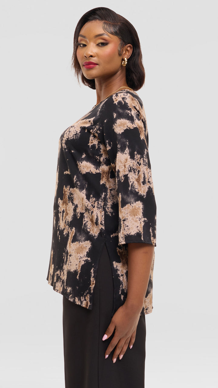 Vivo 3/4 Sleeve Side Slit Top in Crepe - Black / Brown Abstarct Print