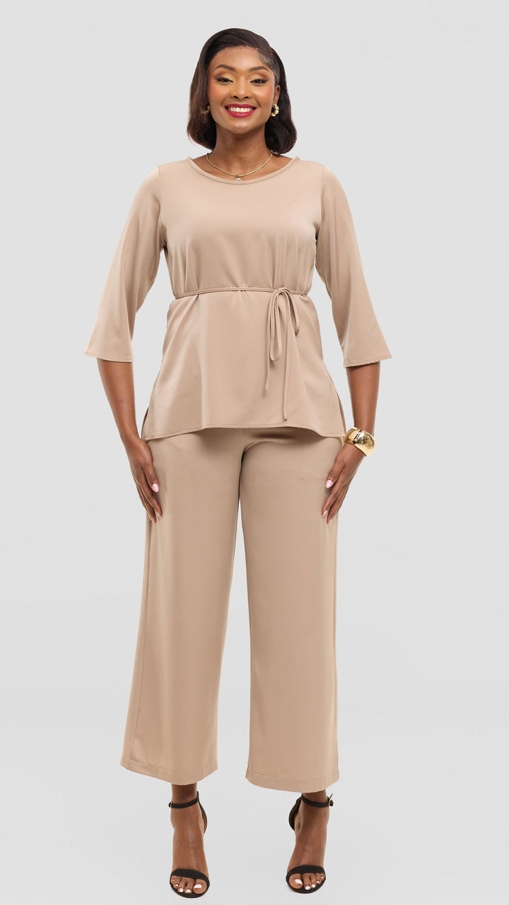 Vivo Straight Leg Pants in Satin - Beige