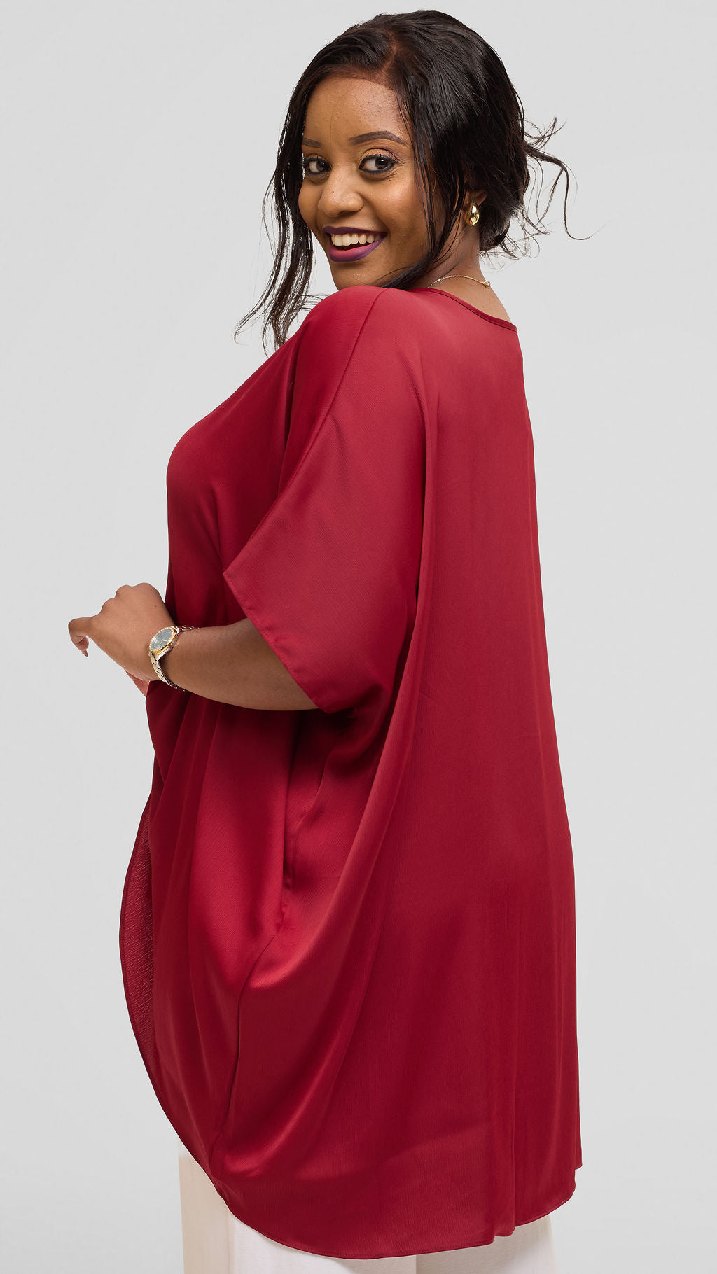 Vivo Ruched Maxi Top in Textured Satin - Dark Red