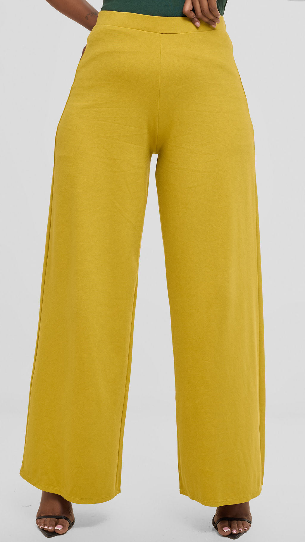 Vivo Aleri Wide Leg Pants in Ponte - Olive