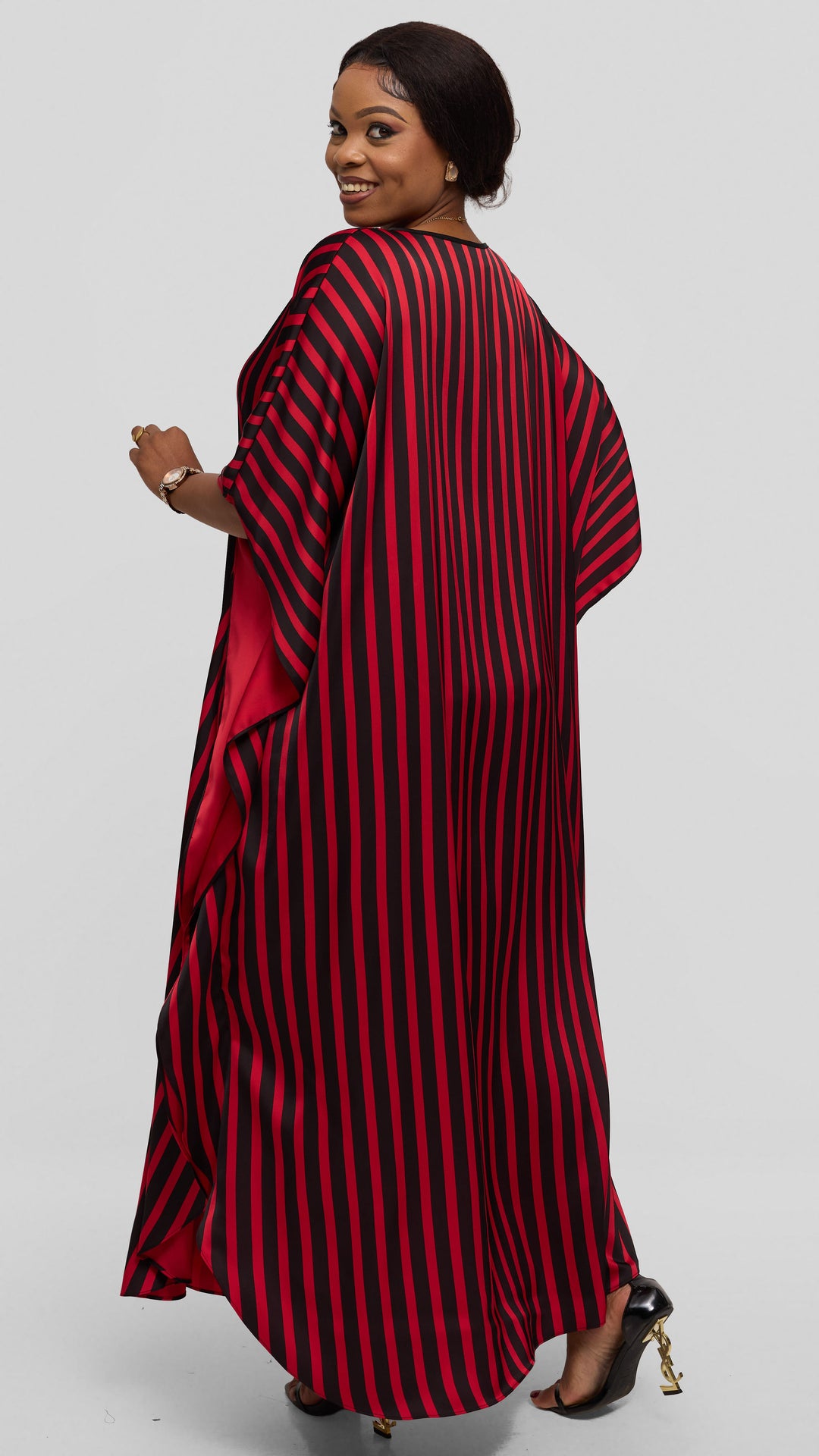 Vivo Amai Round Neck Maxi Kaftan in Satin - Red / Black Stripes
