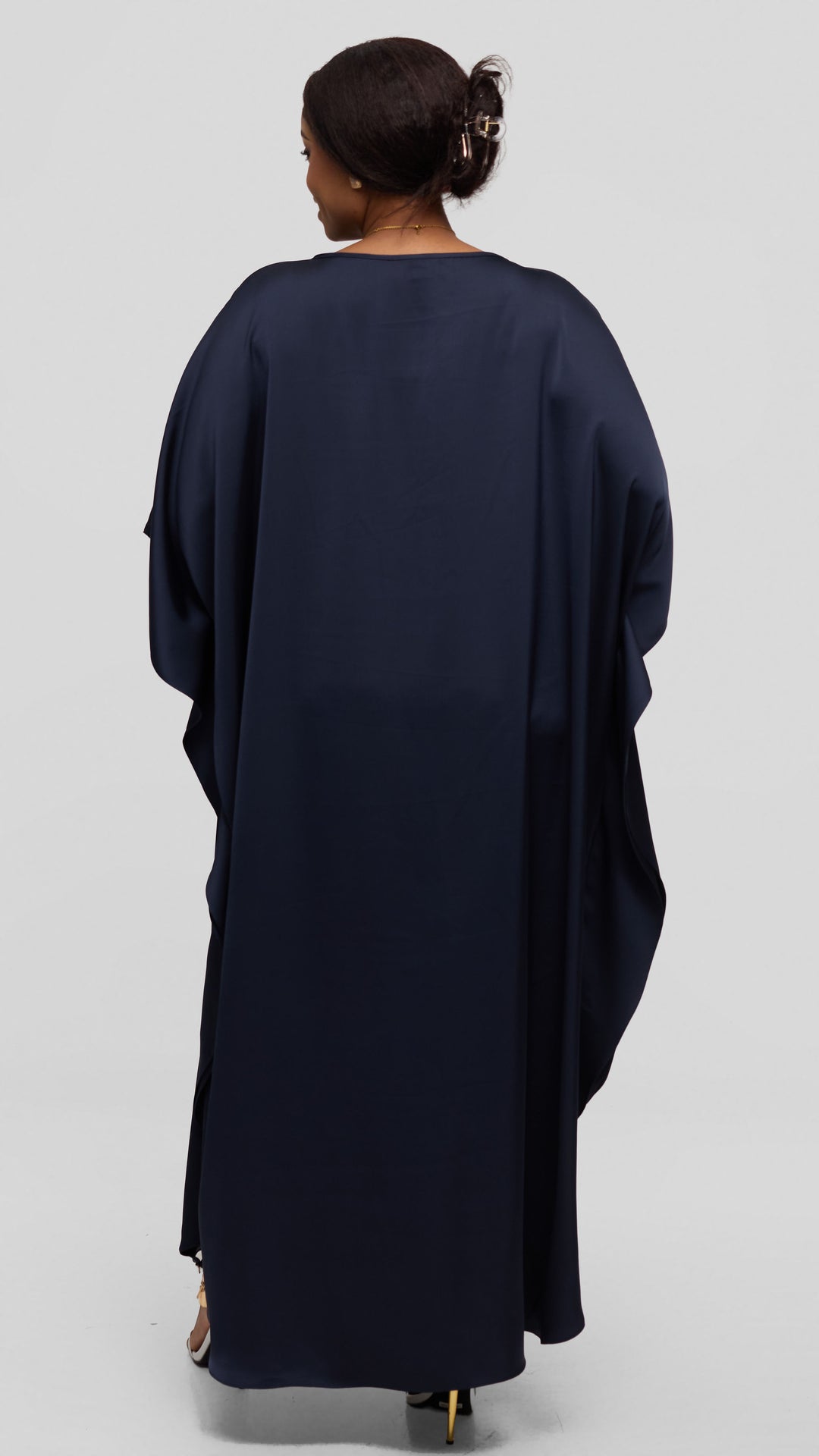 Vivo Amai Round Neck Maxi Kaftan in Satin - Dark Navy