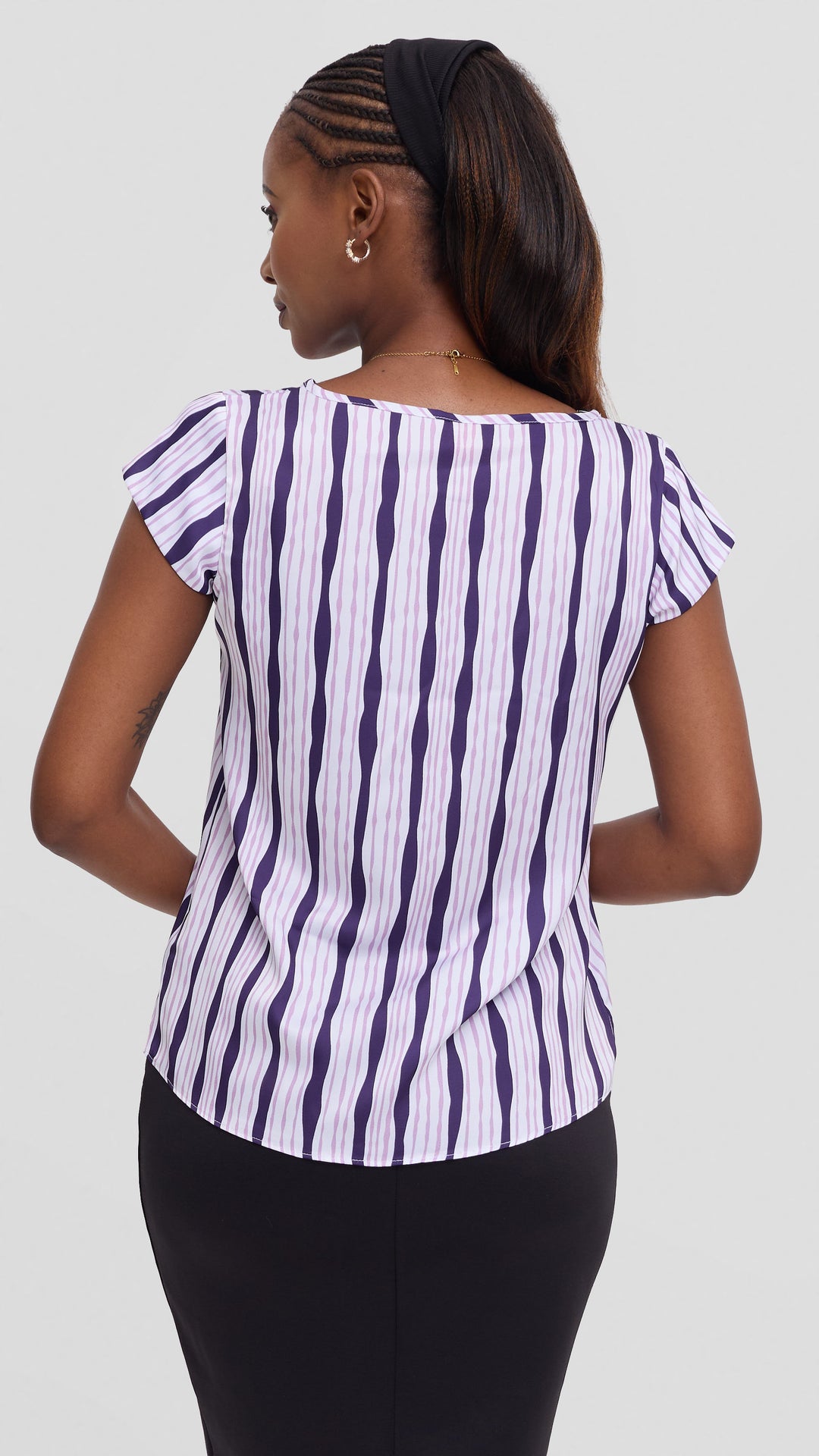 Vivo Basic Cap Sleeve Top in Satin - Cream / Lilac Huwa Print