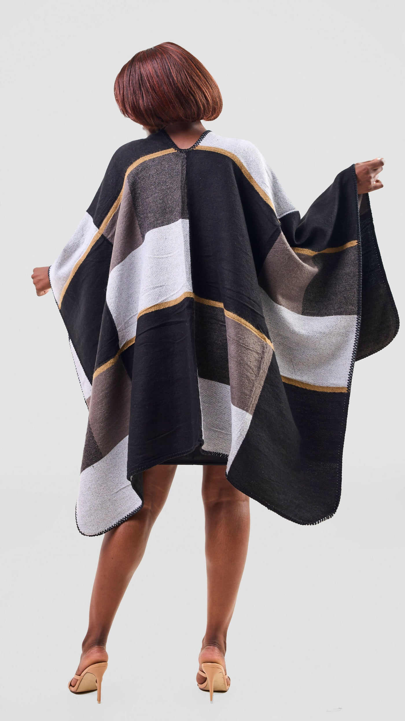 Afrodame Light Poncho - Black / White