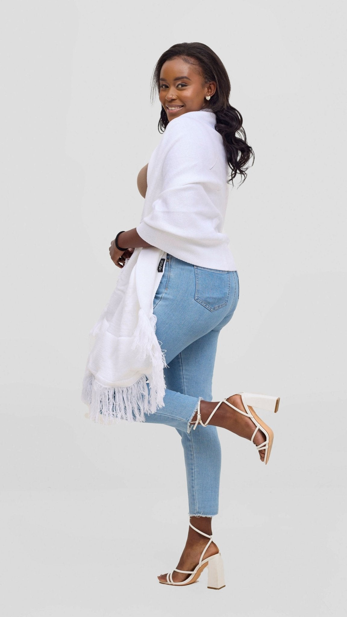 Anel's Diamond Poncho - White - Shopzetu