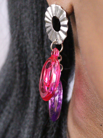 front view of fuschia purple double o earrings