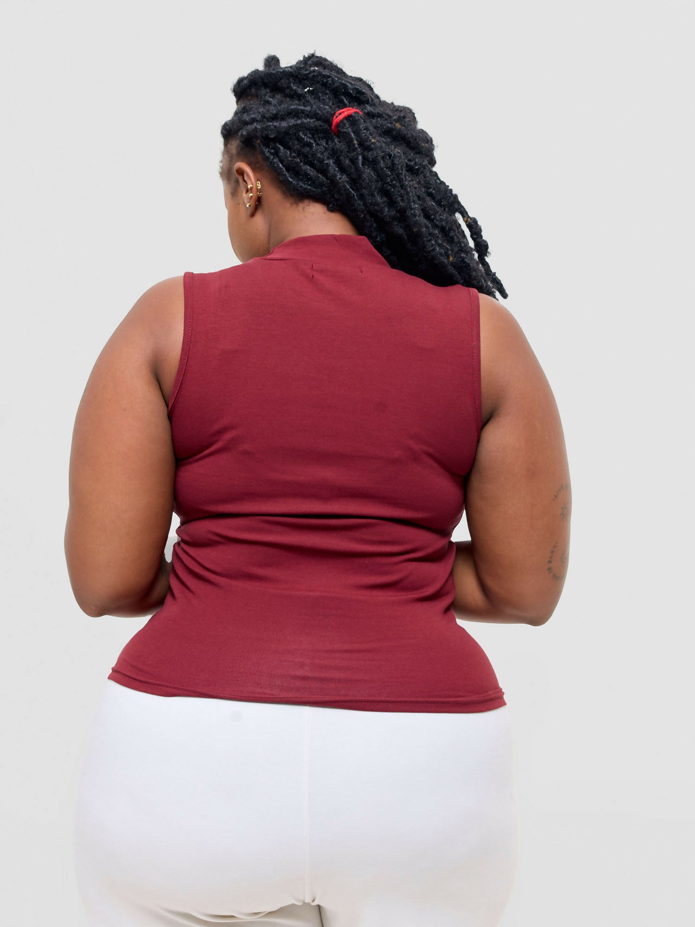 Anel's Knitwear Sleeveless Turtle Neck Top - Maroon - Shopzetu