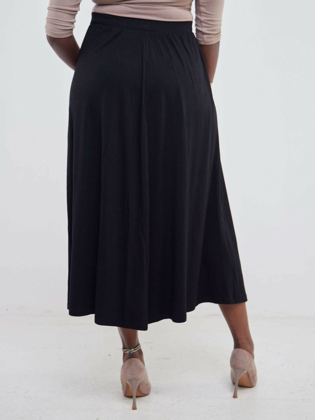 Hessed Maxi Wide Skirt - Black - Shopzetu