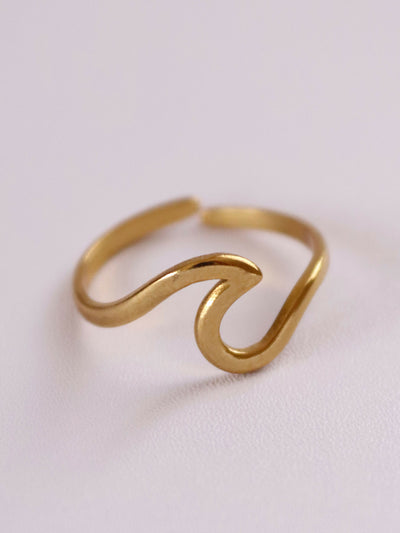 new in 18k gold plated wave ring for work, events, wedding or gifts