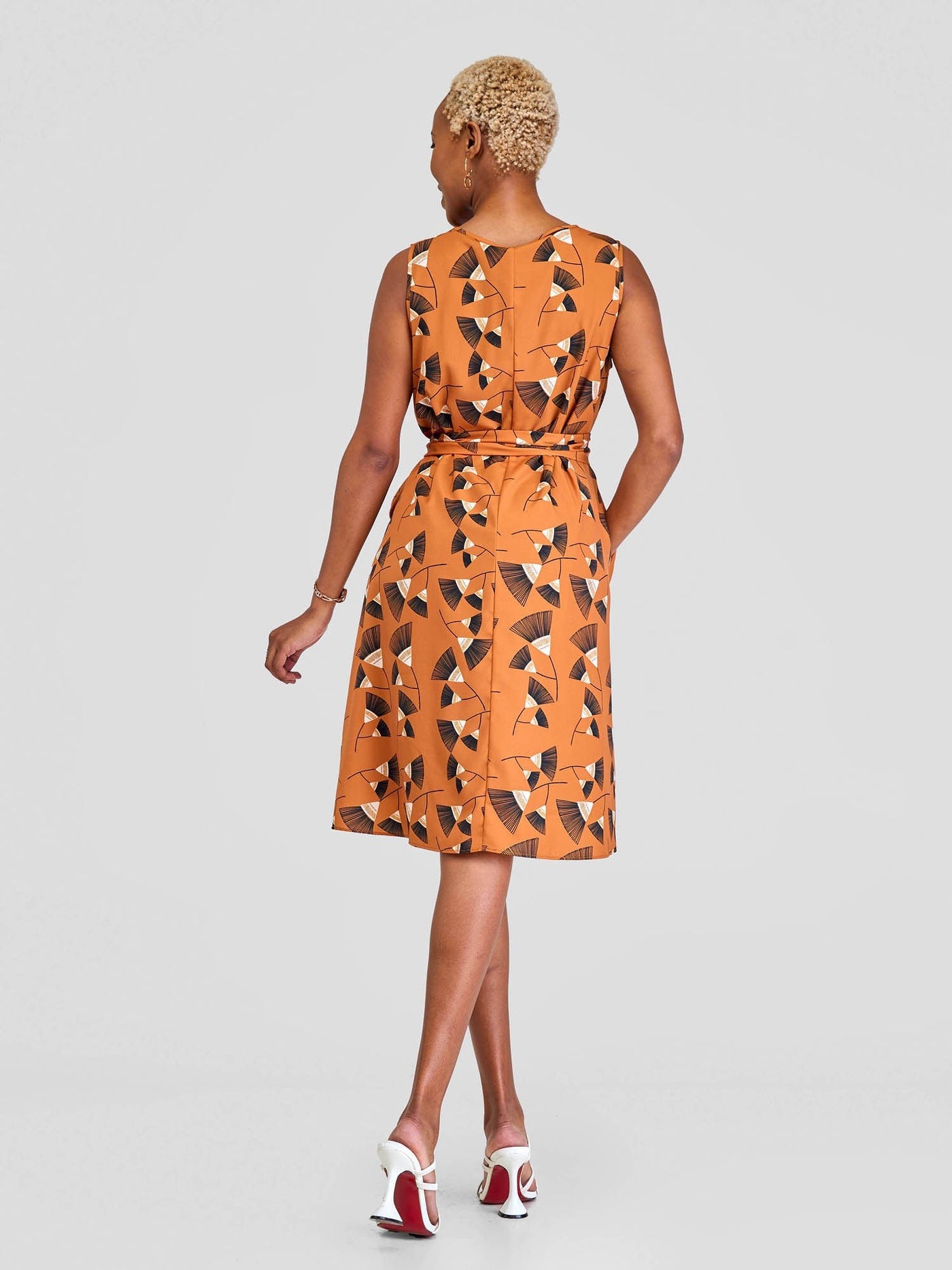 Vivo Basic Sleeveless Tent Dress - Brown/Black Print - Shopzetu