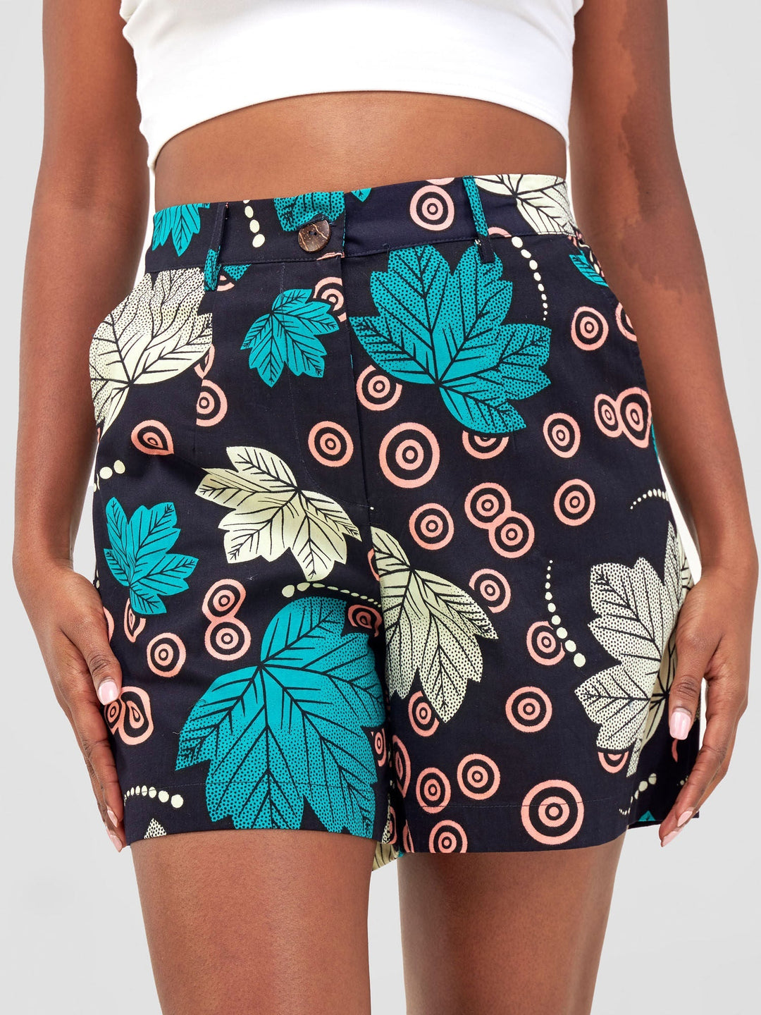 Vivo Must Have Shorts  - Chari Print