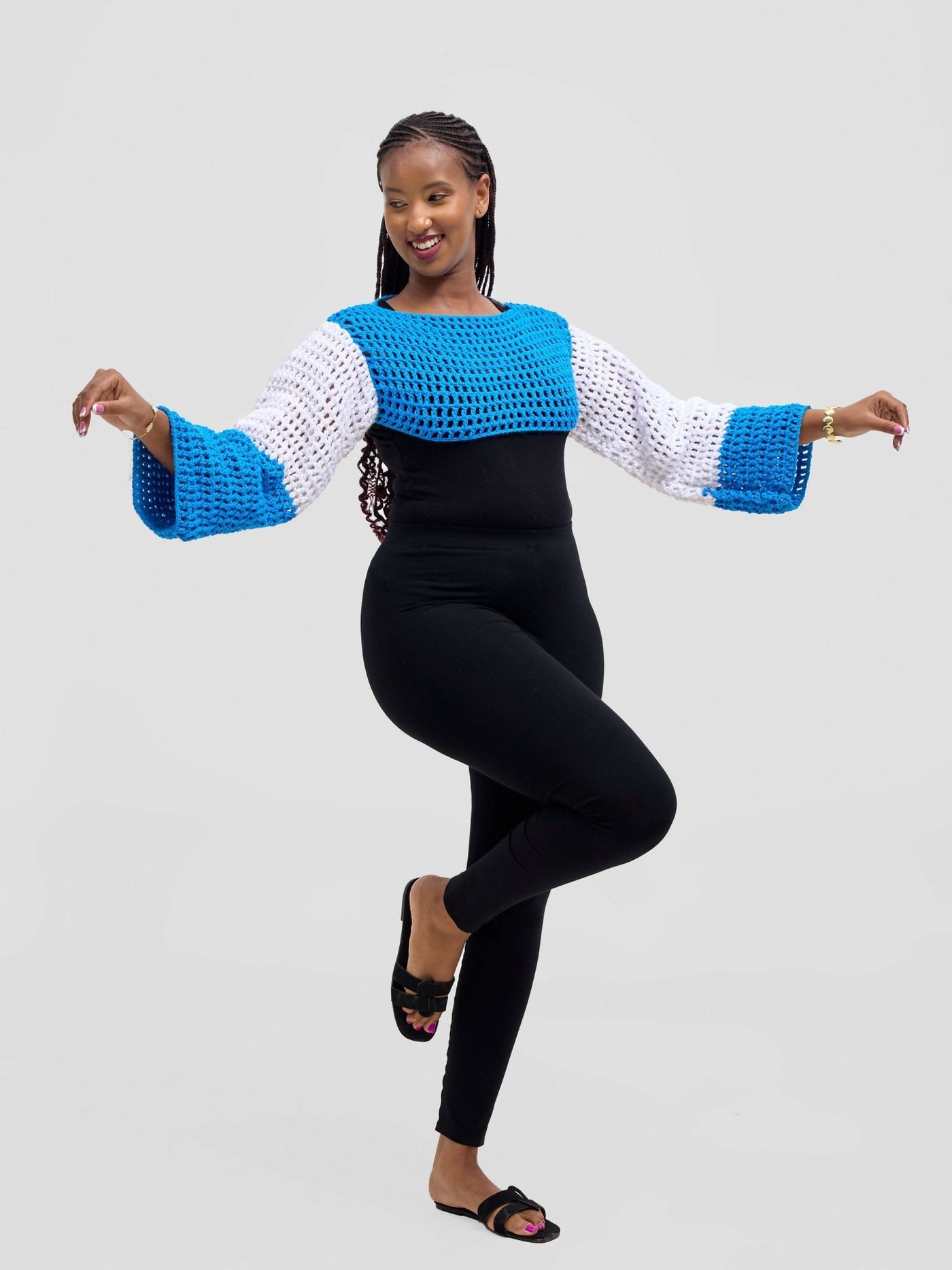 Twist & Turn Shrug Top - Blue / White - Shopzetu