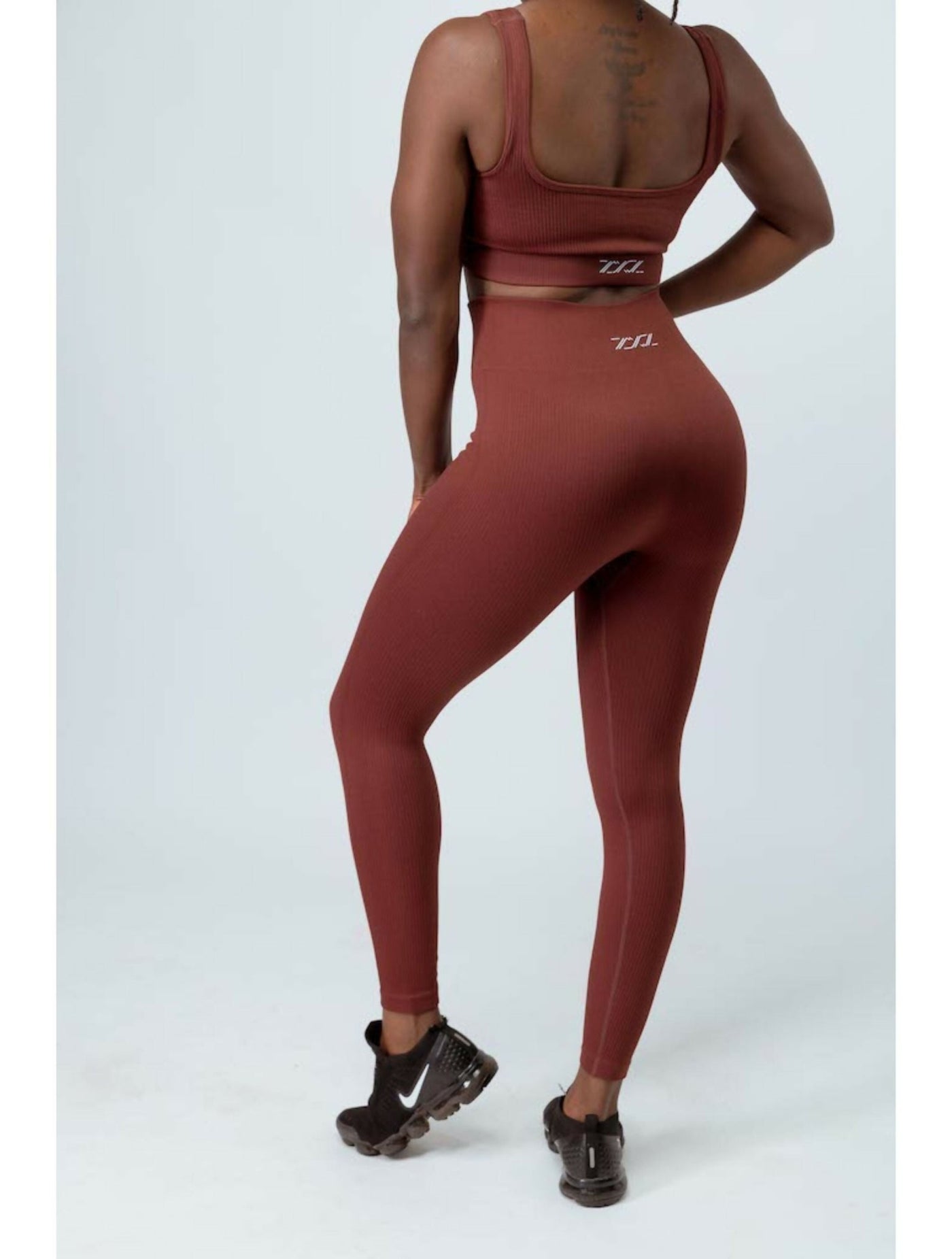 ZbyZ Less Caption All Action Set - Maroon - Shopzetu