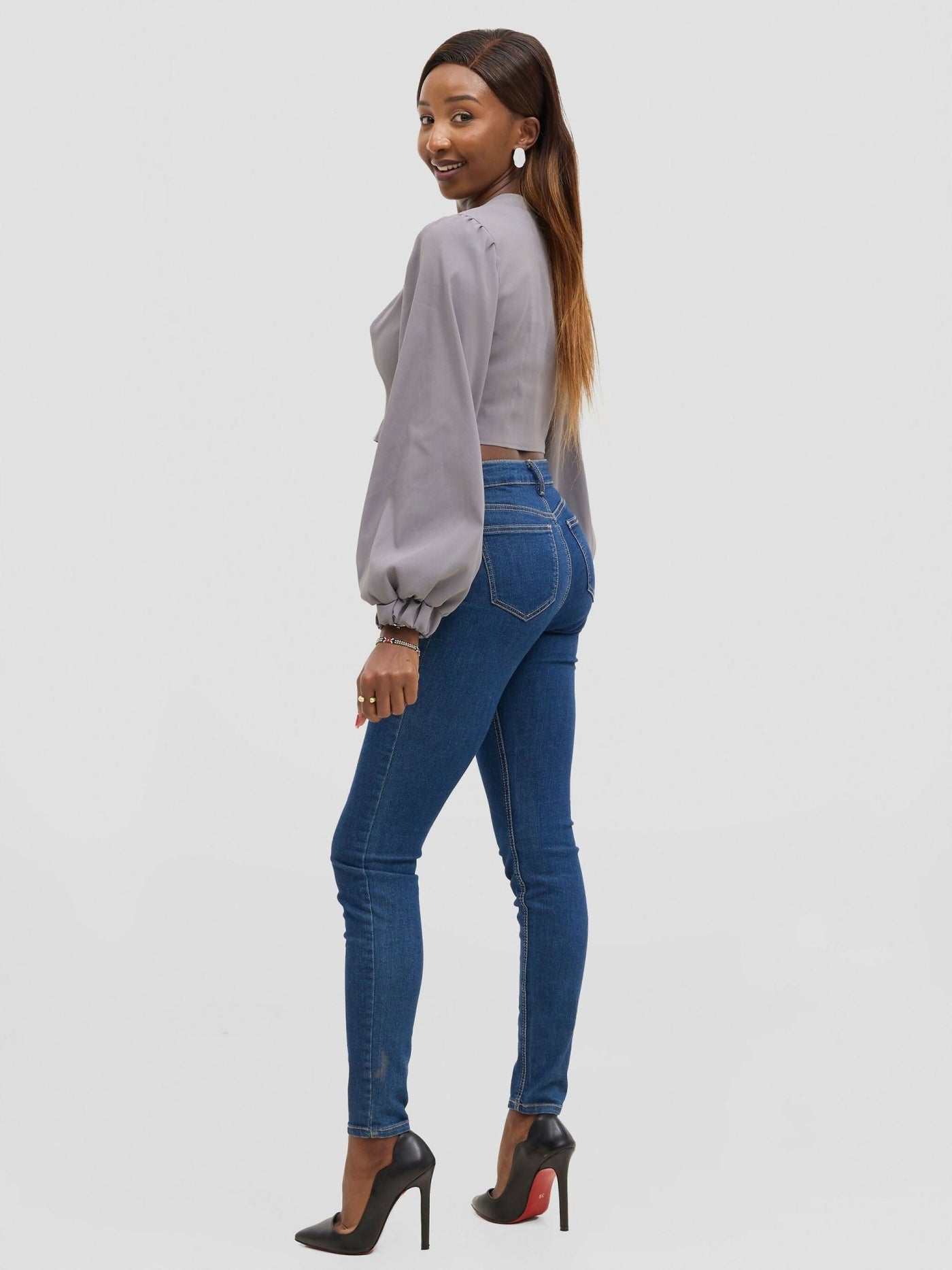 Cuttfitt Crop Shirt - Grey - Shopzetu