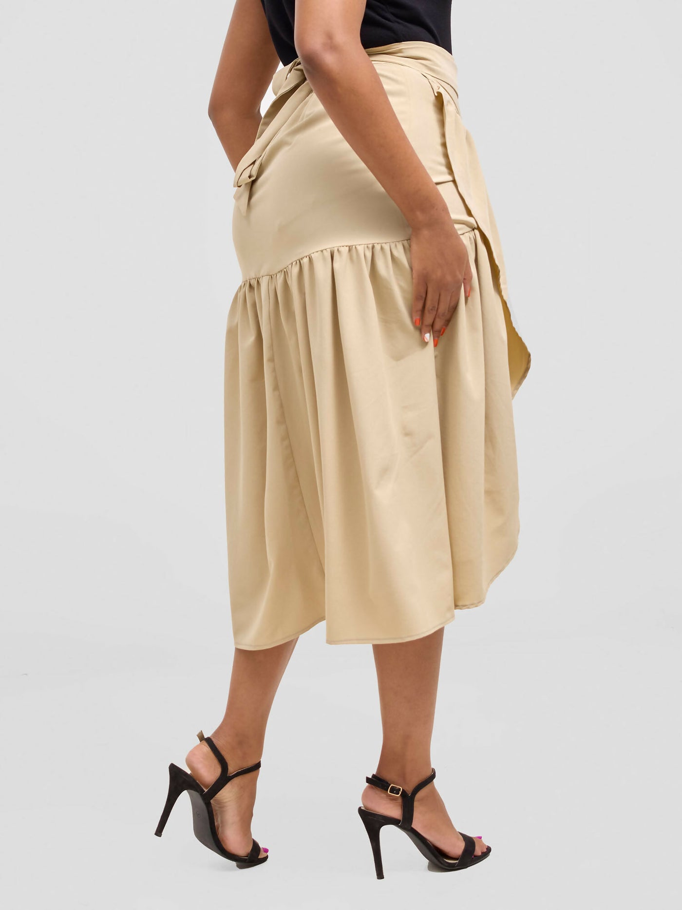 Cuttfitt Wrap Skirt - Beige - Shopzetu