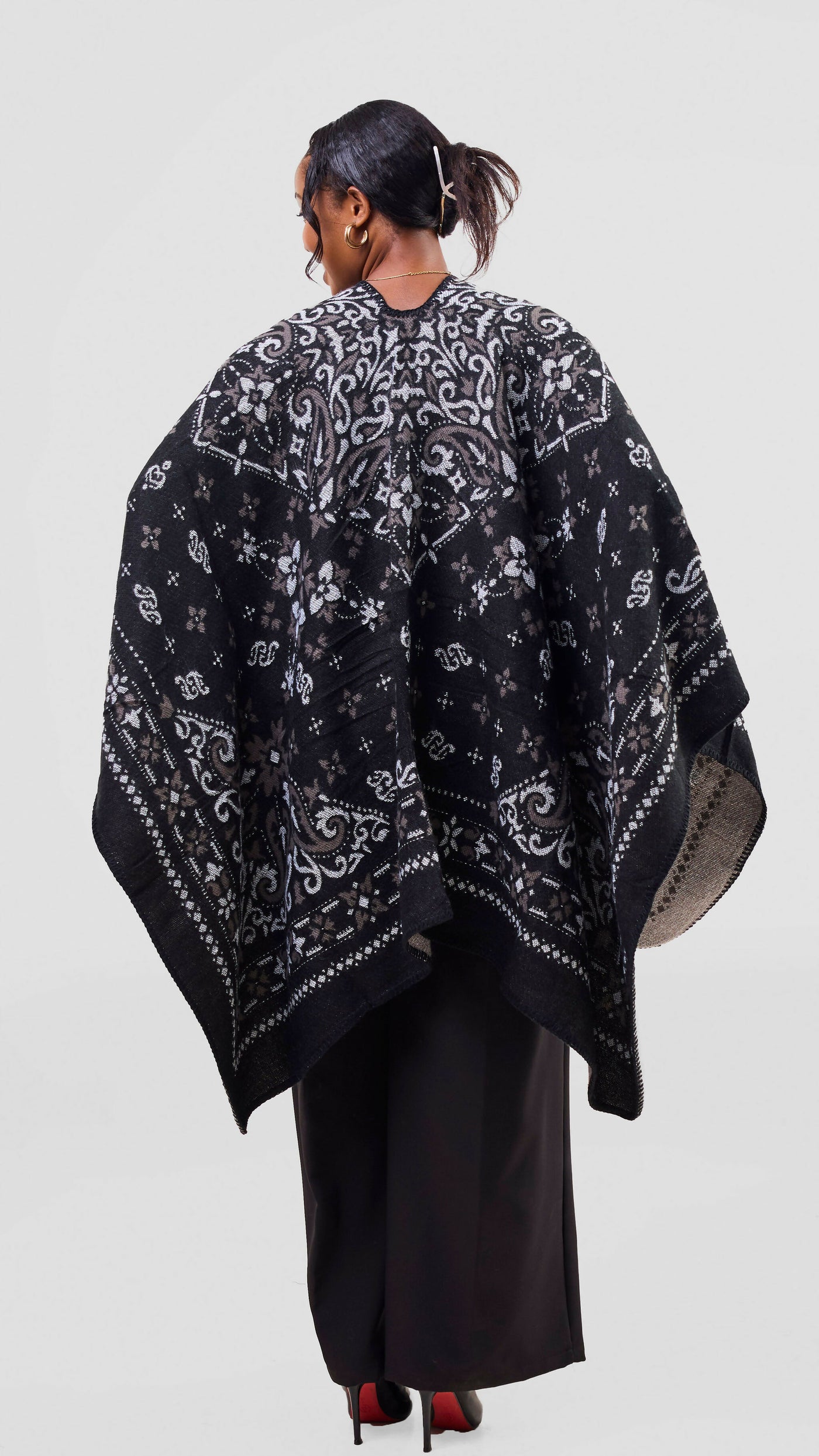 Afrodame Light Poncho - Black