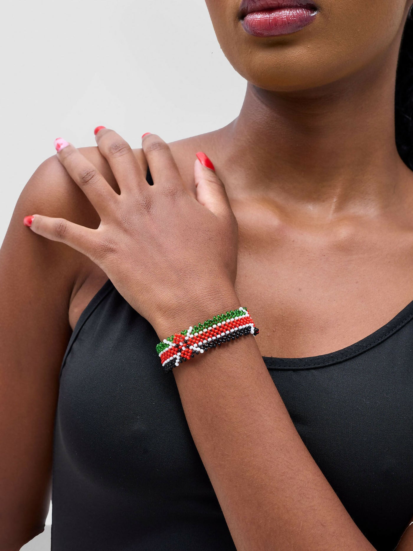 Dianaah J Beaded Bracelets - Red / Green / Black - Shopzetu