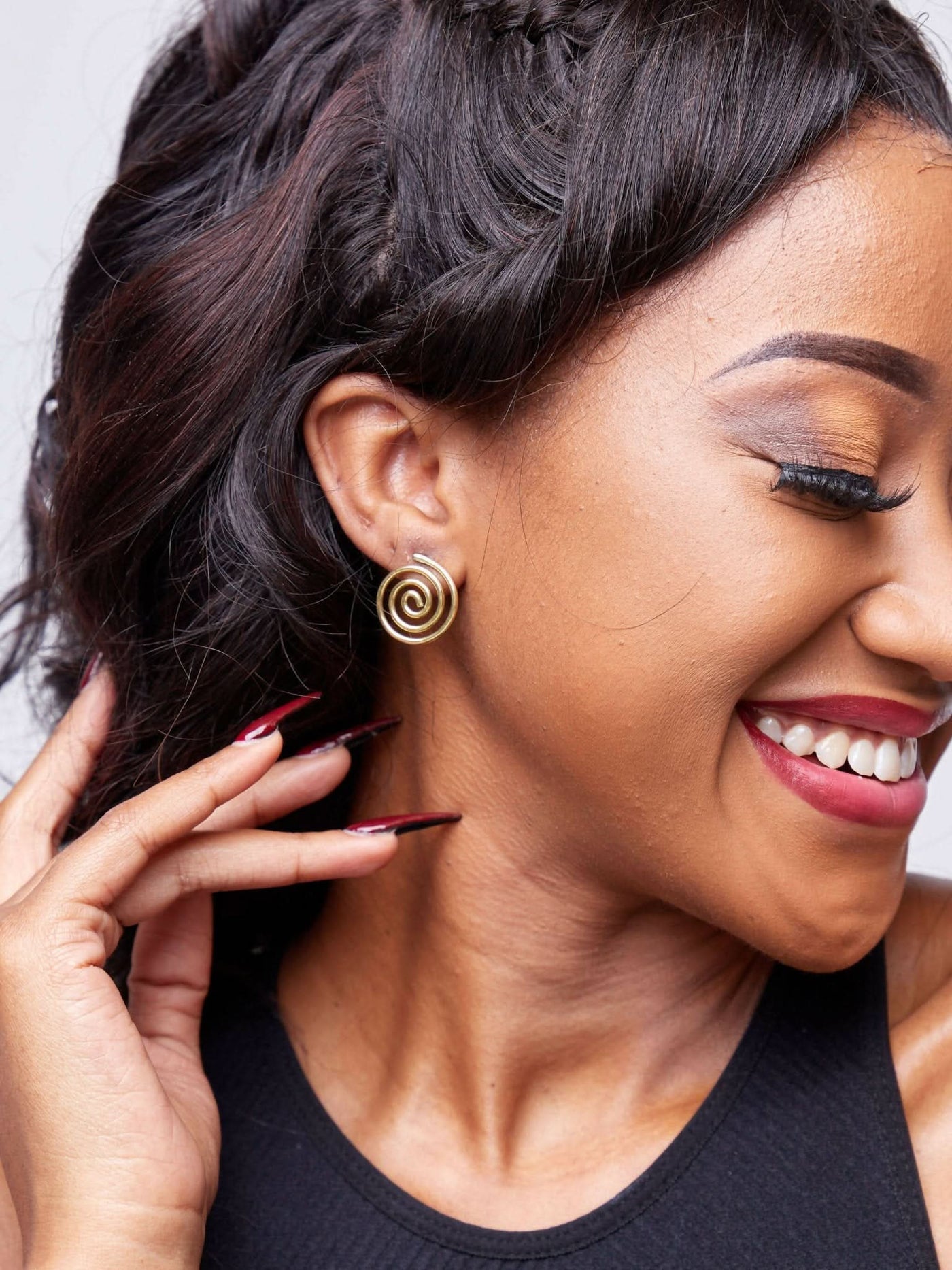 Lizola Naomi Spiral Earrings + Polisher - Brass - Shopzetu