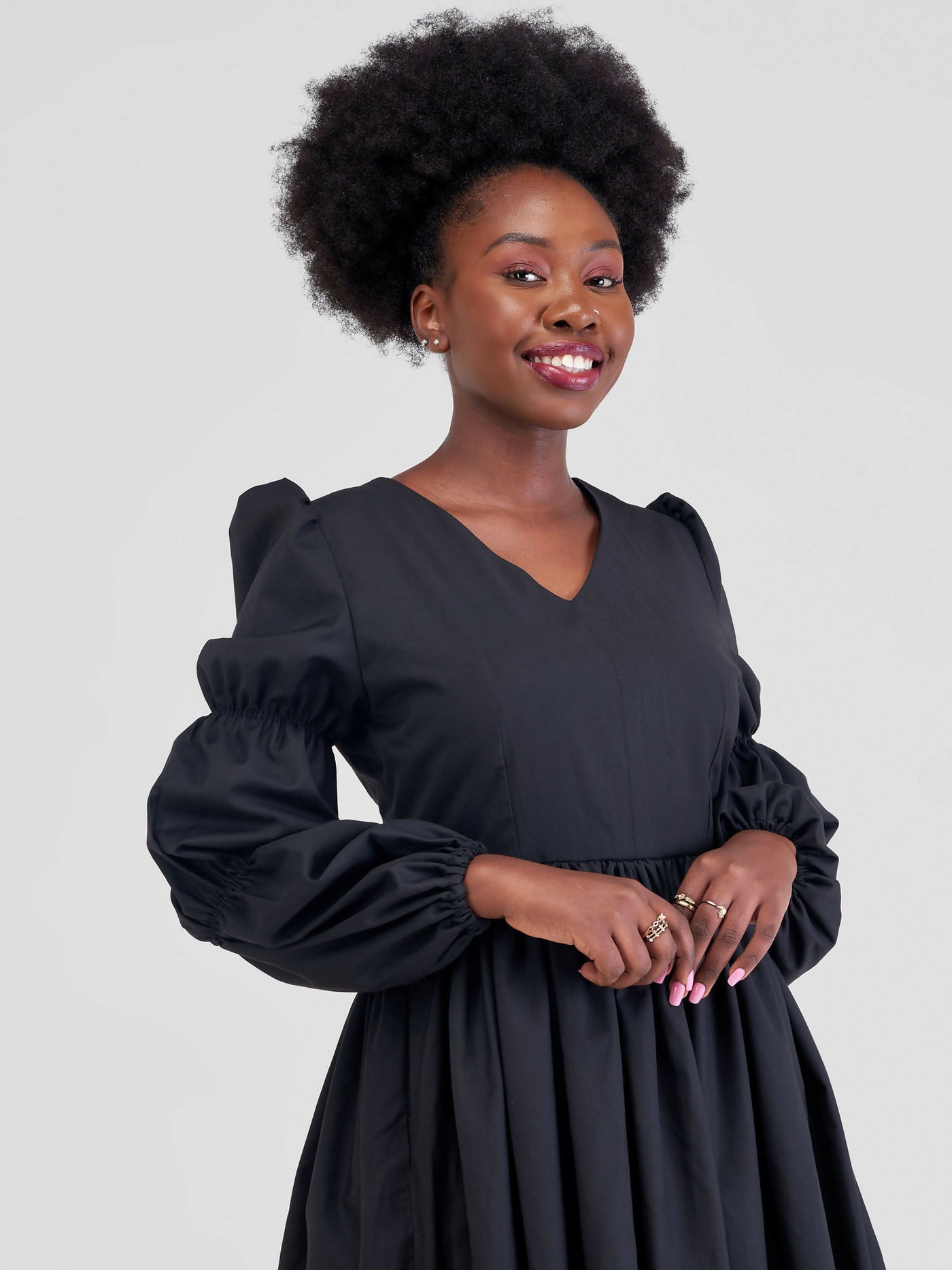Izulu Mzinga Dress - Black - Shopzetu