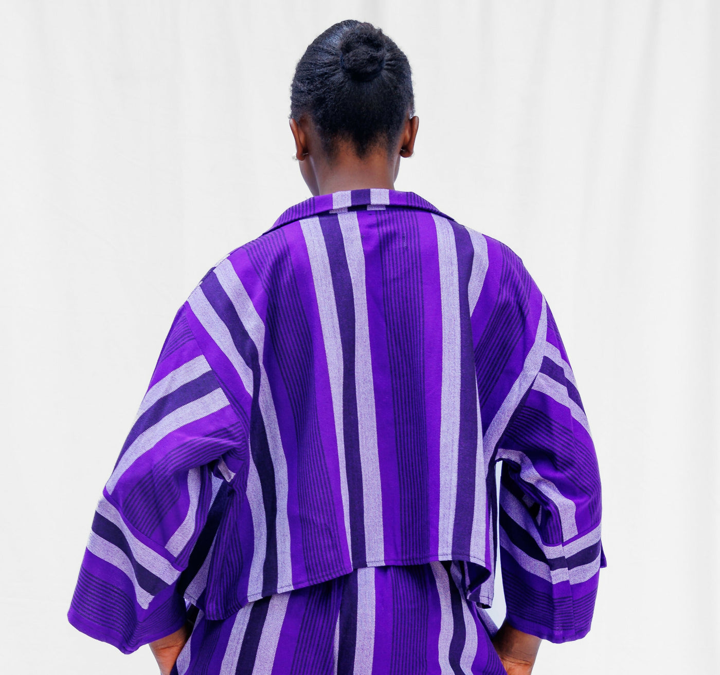 Liquid Lemn Zambarau Crop Coat - Purple / White
