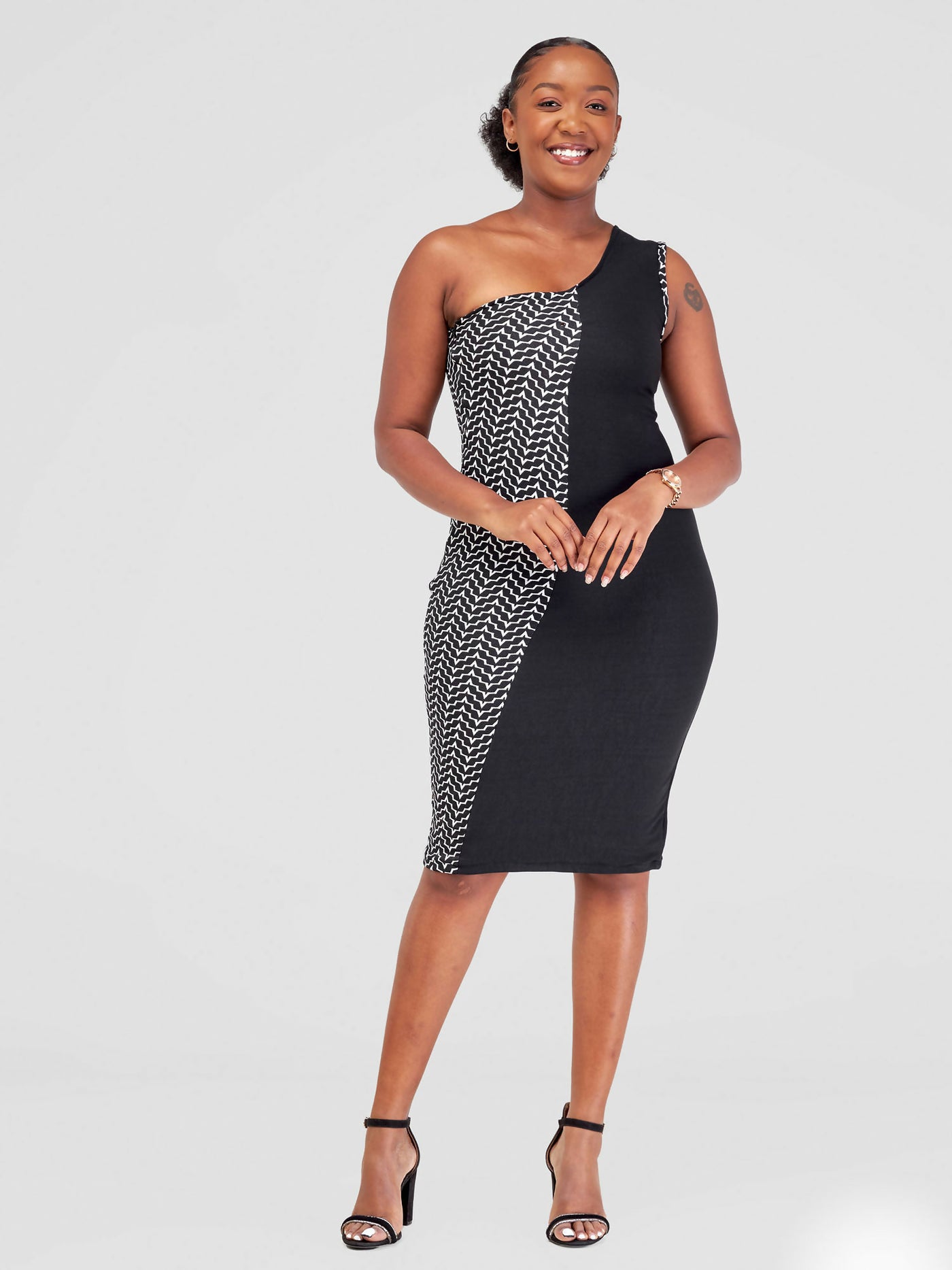 Juka Closet One Shoulder Dress - Black / White