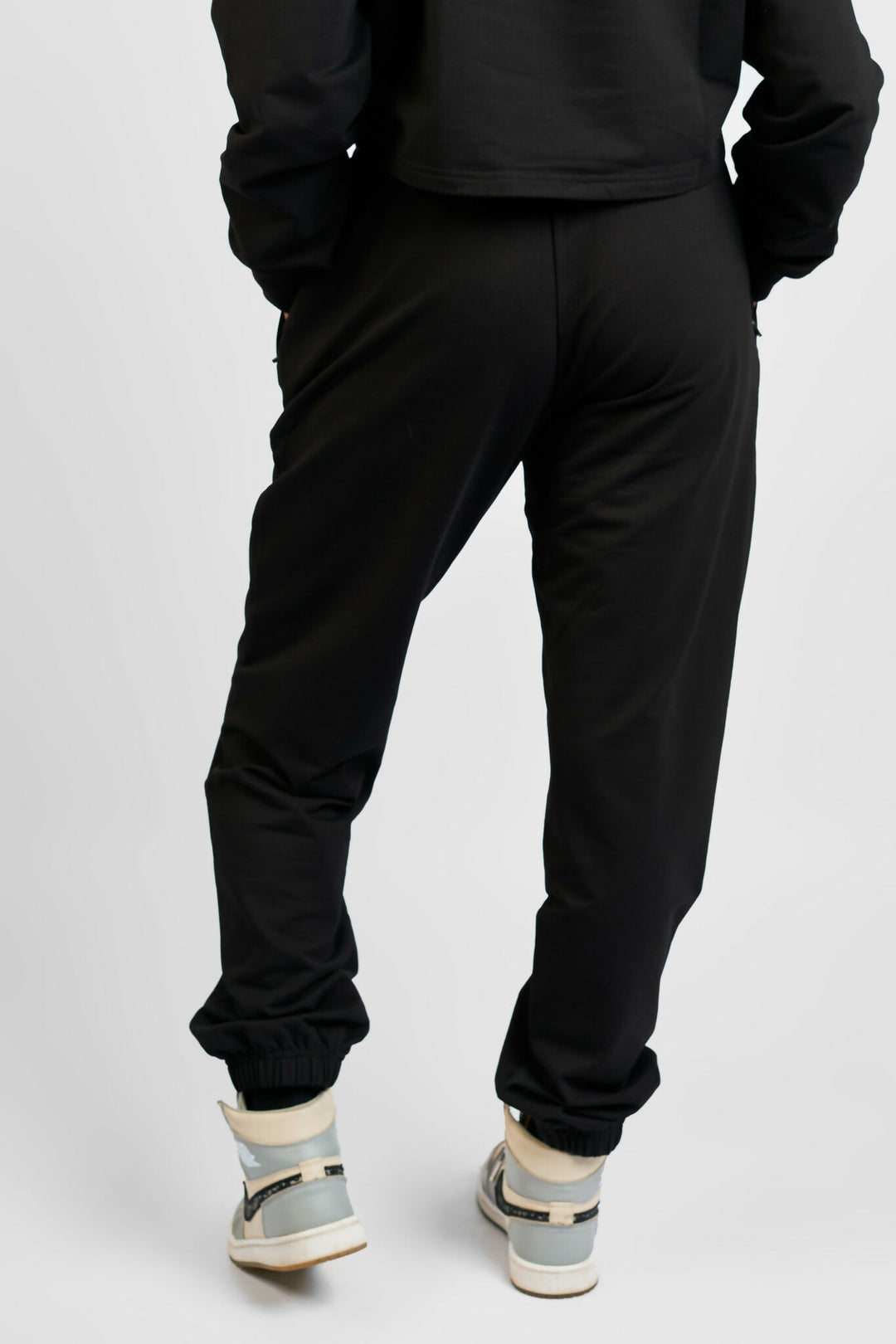 Rotator Active Wear Women's Lifestyle Joggers Pant - Black - Shopzetu