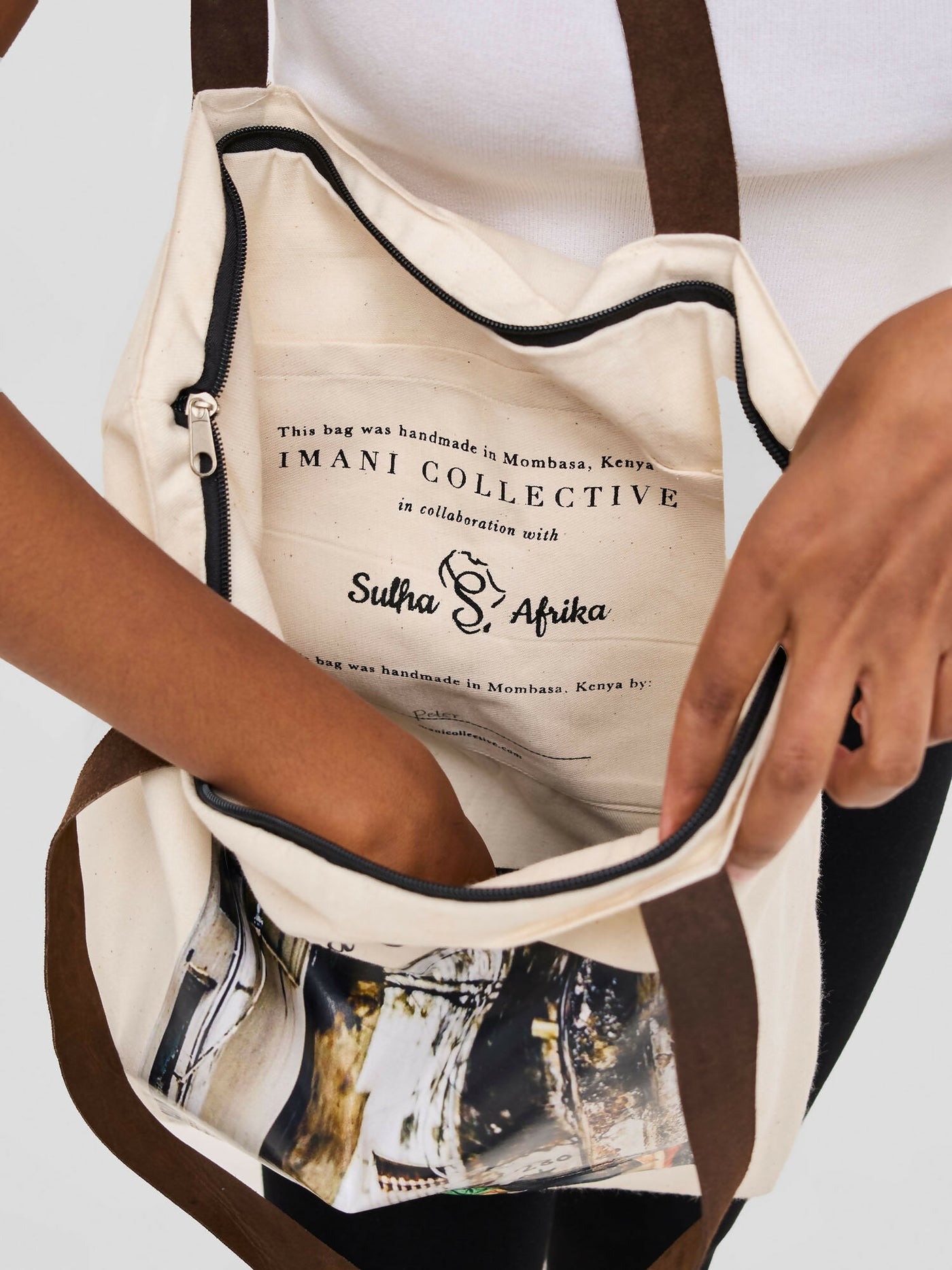 Sulha Afrika Lady In Leso Tote Bag - Cream White - Shopzetu