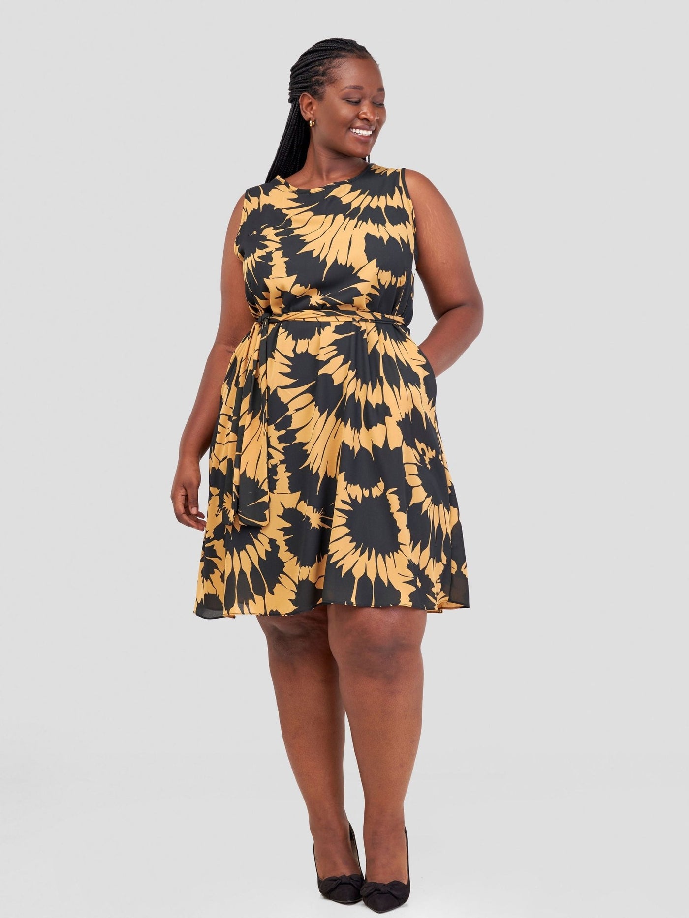 Vivo Basic Sleeveless Tent Dress - Mustard / Black Print - Shopzetu
