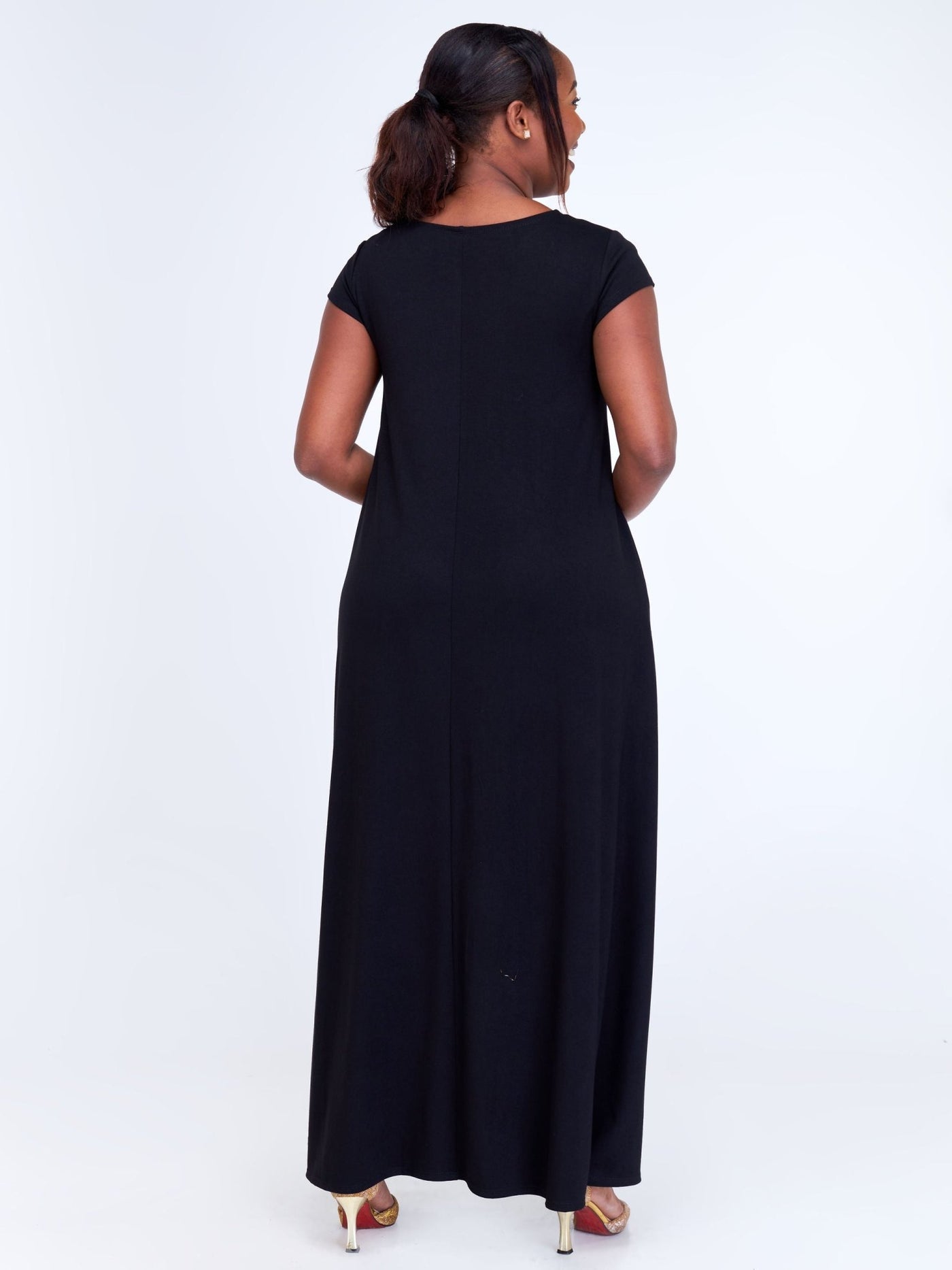 Vivo Leila Cap Sleeve Tent Maxi Dresses - Black - Shopzetu