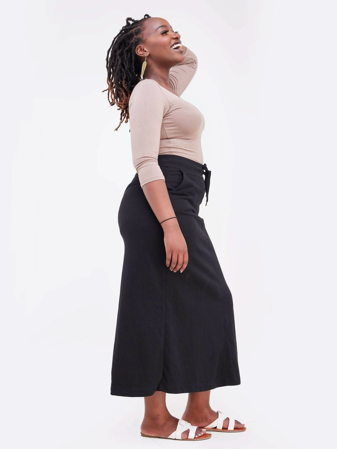 Hessed Maxi Long Skirt - Black - Shopzetu