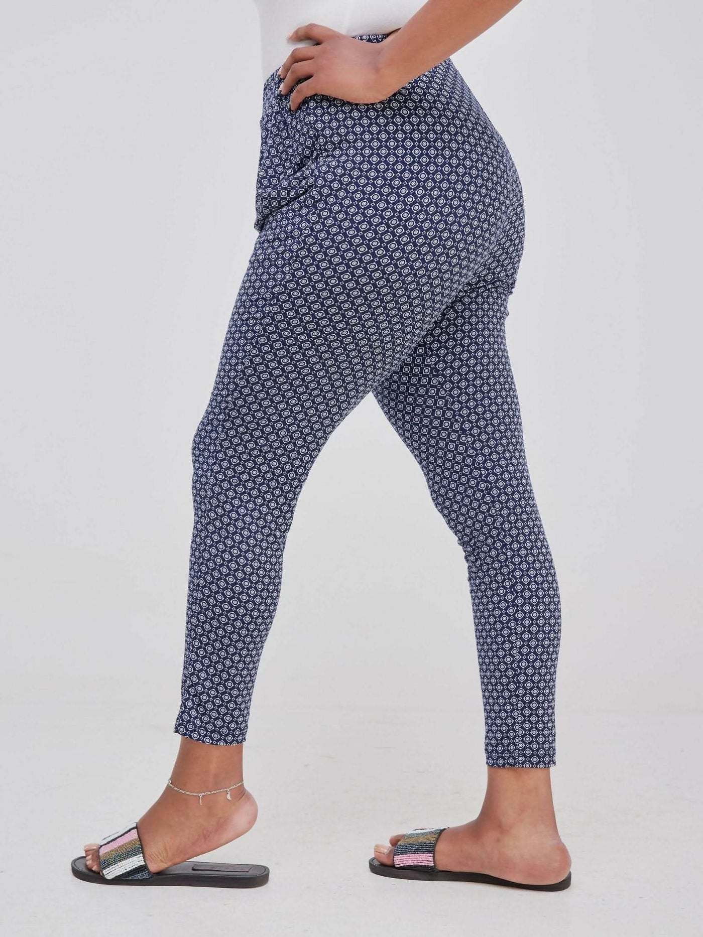 Hessed Flowered Pants - Navy Blue - Shopzetu