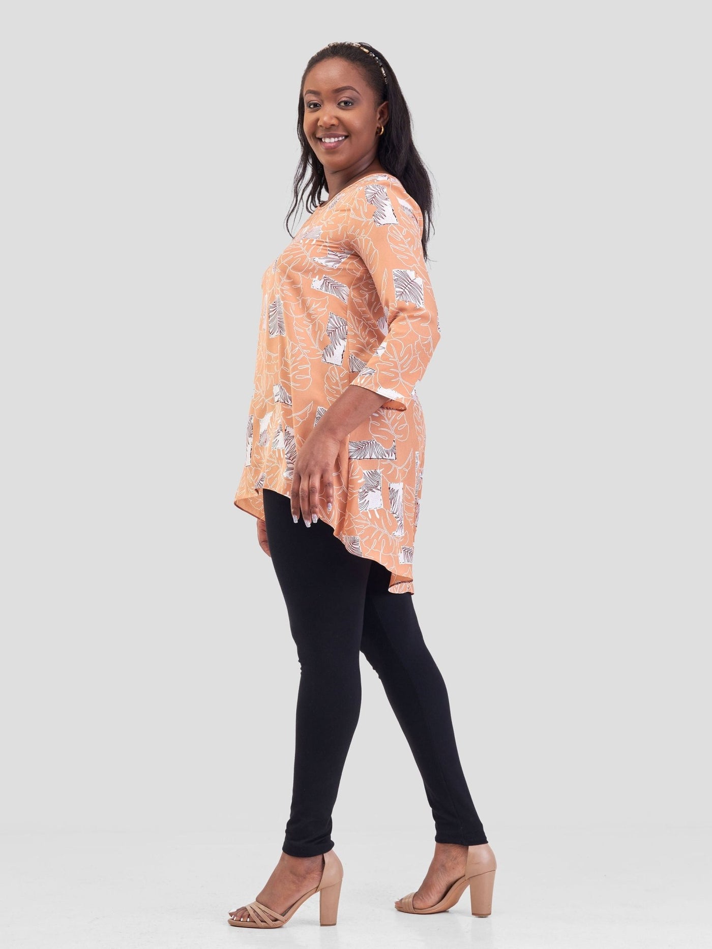 Vivo Luna 3/4 Sleeve High Low Top - Coral / White Floral Print - Shopzetu