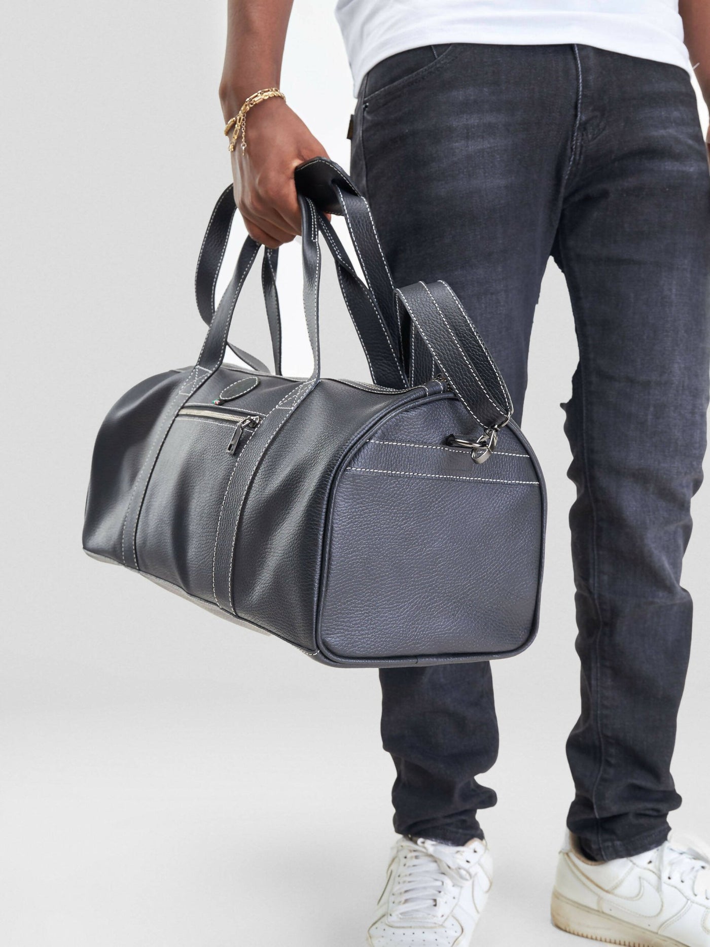 Mubi Leather Fahari Travel Bag - Black - Shopzetu