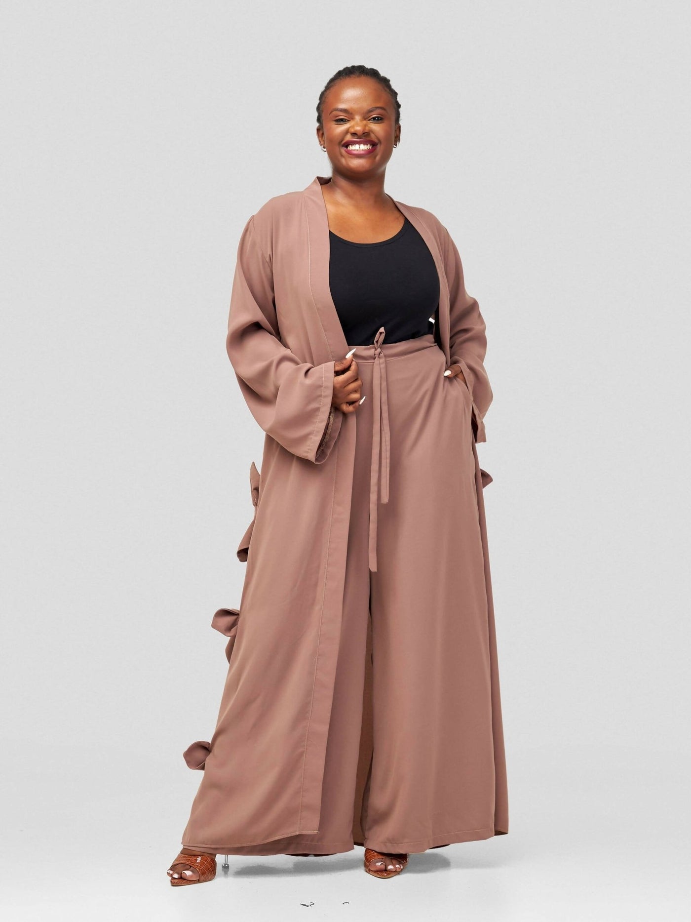 H.O.T Original Two Piece - Beige - Shopzetu